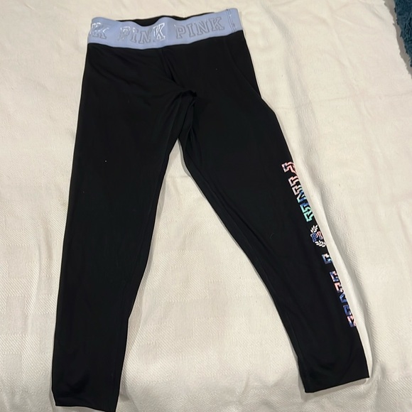 PINK Victoria's Secret Pants - Victoria’s Secret leggings